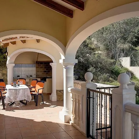 Villa Amanda: 4 Bedroom With Stunning Views *